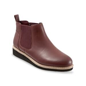 SoftWalk Wildwood Chelsea Boot – Dark Brown, Size 7.5M Comfortable Stylish Shoes